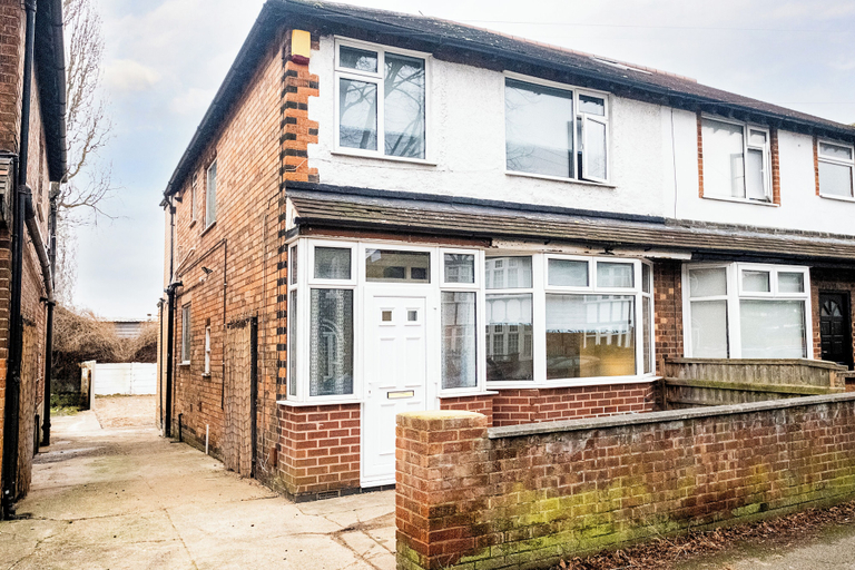 Exterior & Views 2, Ringwood, Nottingham