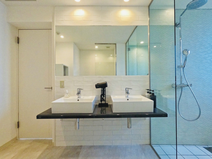 Bathroom 3, Naturela Miyakojima Irabu, Miyakojima
