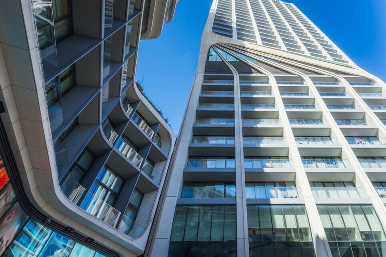 Room 2, Official Mercury Suites With Rooftop Pool Access, St Julian's