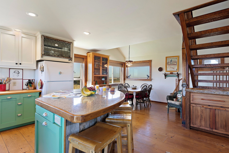 Interior 4, Lindas Perch, Fremont