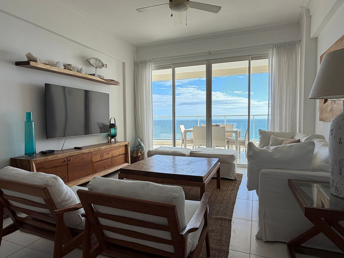 Living area 4, Hemingway By YellowKey, Guayacanes