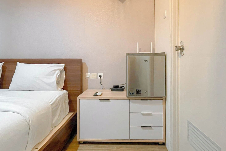Room 5, Best Choice Studio Room At Apartment Sentraland Medan, Medan