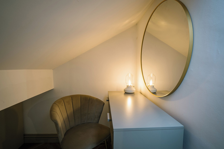 Room 3, Sun St Apartment 5, Lancashire