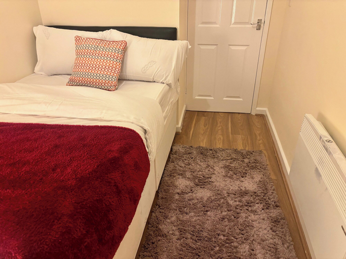 Room 5, Haden Hill Retreat - Wolverhampton, Wolverhampton
