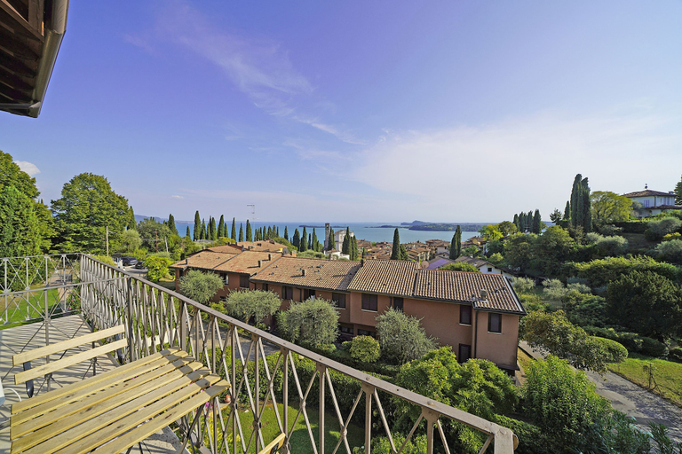 Room 2, Blue Vista in Gardone Riviera, Brescia