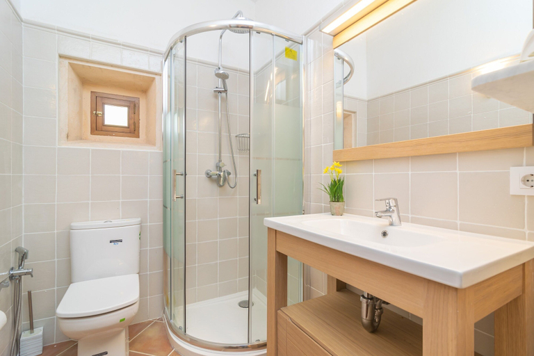 Bathroom 2, Ses Cases Velles De Son Baro - Villa With Pool, Baleares