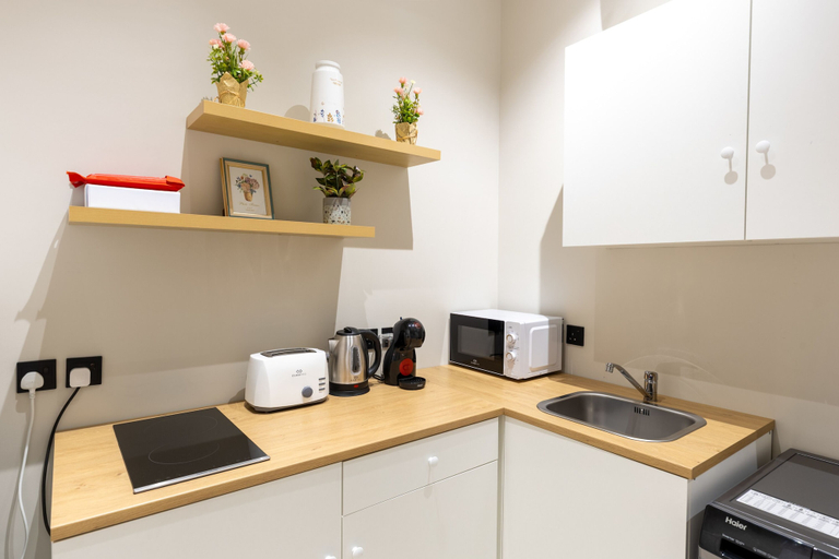 Interior 5, Families Welcome Private Garden Access, Al Madinah Al Munawwarah
