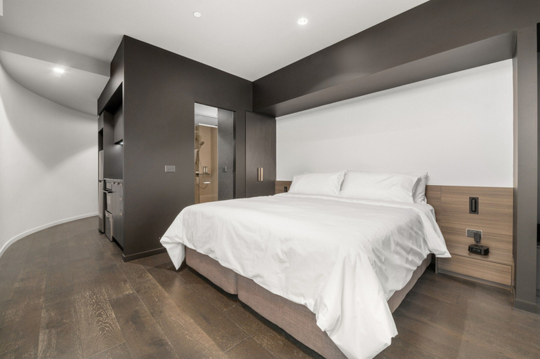 Room 4, Braddon Studio With Communal BBQ, Canberra
