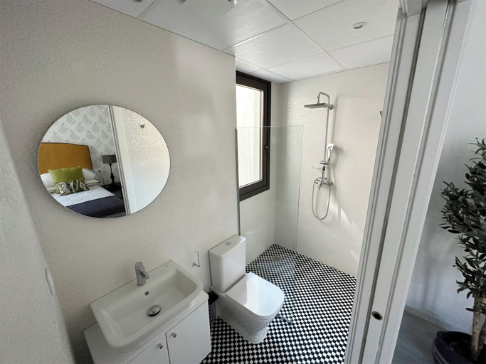 Bathroom 3, Apartamentos Puerta Elvira Suites 3000, Granada