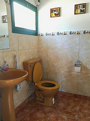 Bathroom 2, Finca historica los algarrobos, Capital