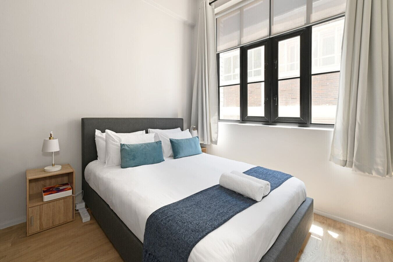 Room 2, East City Modern Apt Co-working, City of Cape Town