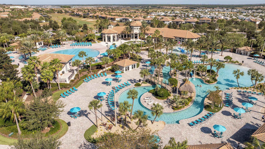 Room 4, Marvelous 4 Bd w Pool Waterpark Near Disney 218, Osceola