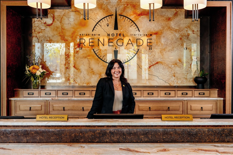 Public Area 2, Hotel Renegade, Ada