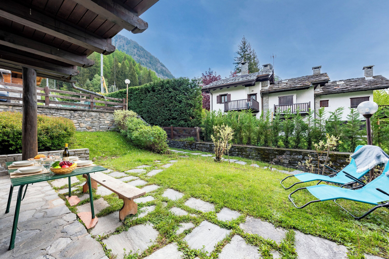 Exterior 5, Flats With Garden in Courmayeur, Aosta