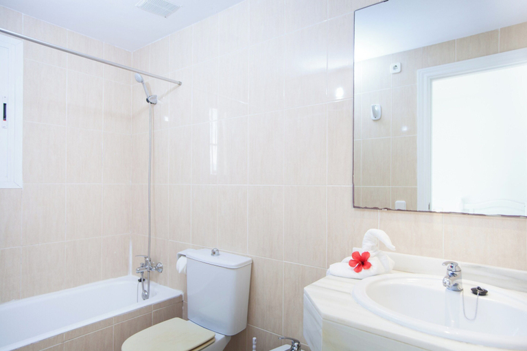 Bathroom 3, Sun Of The Bay Vidalba 3 - Apartment, Baleares