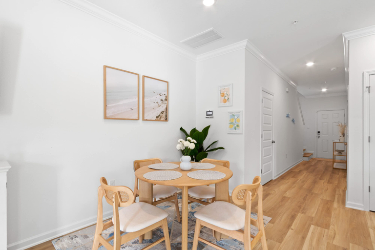 Room 2, NEW Sleeps 7 Beach Fun Dining Palmaway, Baldwin