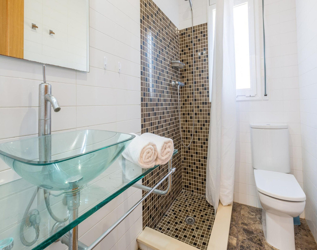 Bathroom 3, Villa in Spain Near Cala Canyelles Beach, Girona