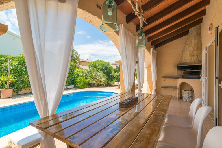 Others 5, - House In, Baleares
