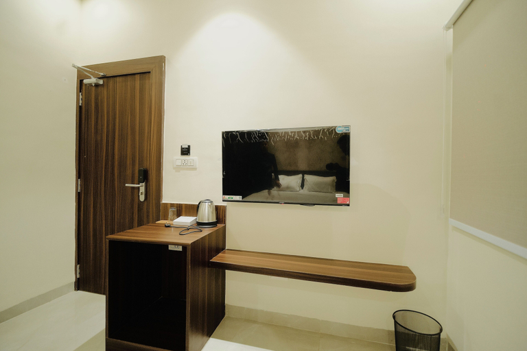 Interior 4, Hotel The Vibez Inn & Restaurant, Jabalpur