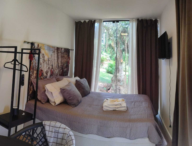 Room 3, MEDIEVAL VILLAGE LOFTS, Canela