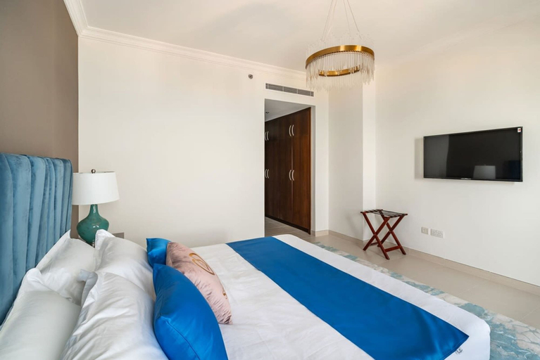 Exterior 4, Stunning 2BR Apt Palm Jumeirah, Dubai