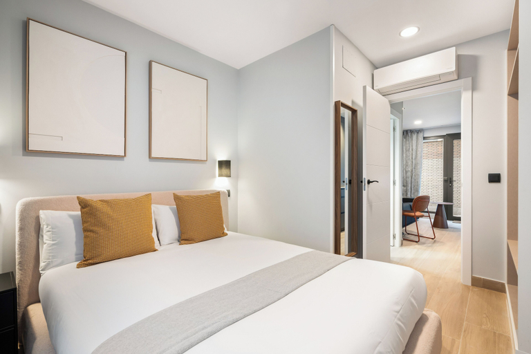 Room 5, Dobo Madrid Portugal, Madrid