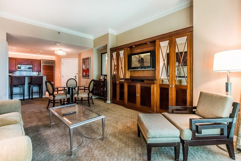 Interior 3, MGM Signature 1BR Balcony 06721, Clark