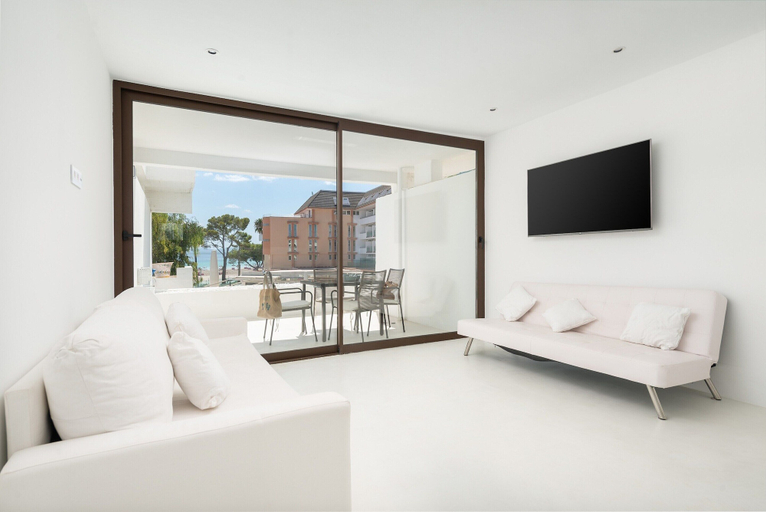 Living area 5, Sa Nacra - Apartment In Port D'alcudia. Free Wifi, Baleares