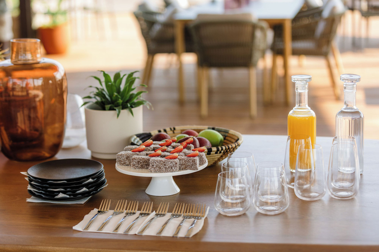 Outdoor dining 2, 18 On The Hill, Mopani