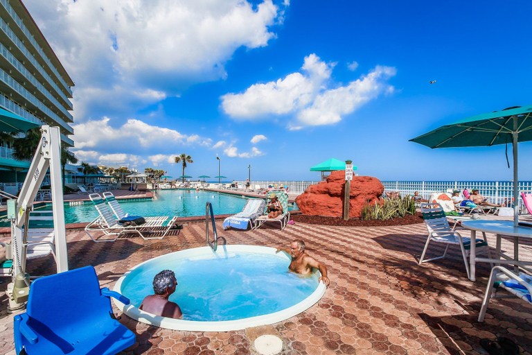 Interior 4, Harbour Beach Resort 618, Volusia
