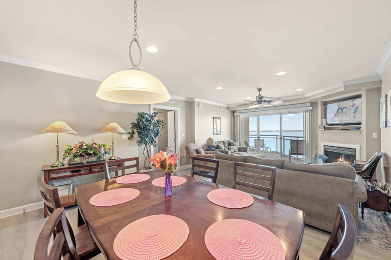 Interior 2, Ocean City Vacation Homes Property Luxurious Bayfront Condo, Worcester