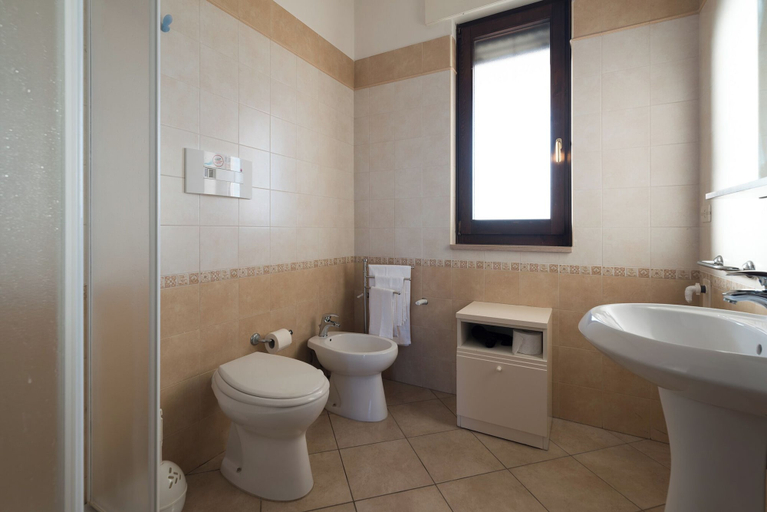 Bathroom 3, Keysbano Residence Pantanagianni, Brindisi