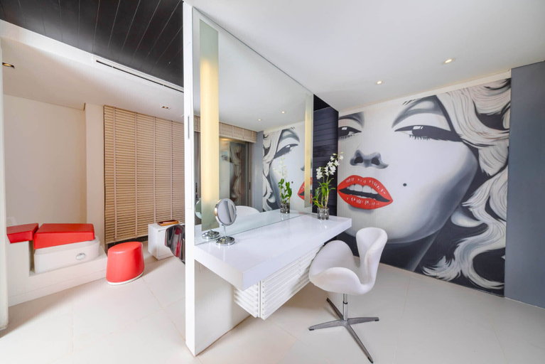 Hair salon 3, Villa Tievoli, Takua Thung