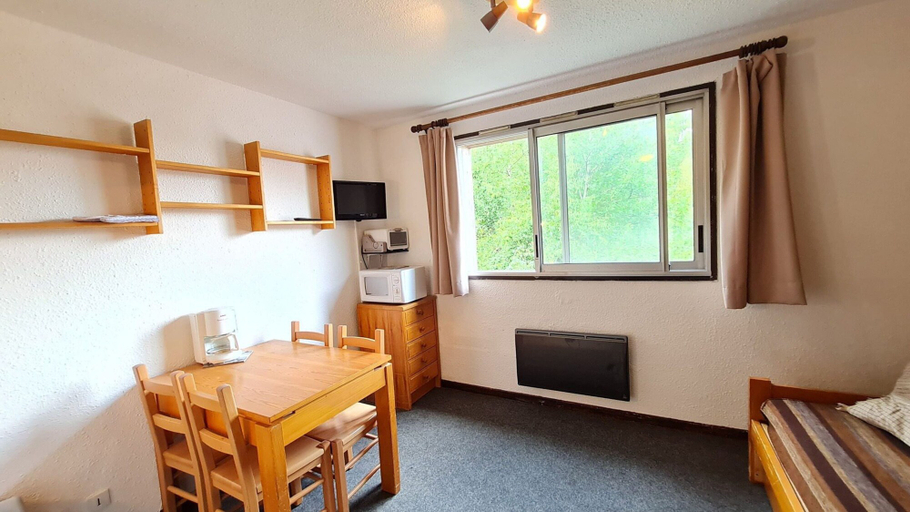 Living room 5, Top-floor Tranquility Stay, Isère