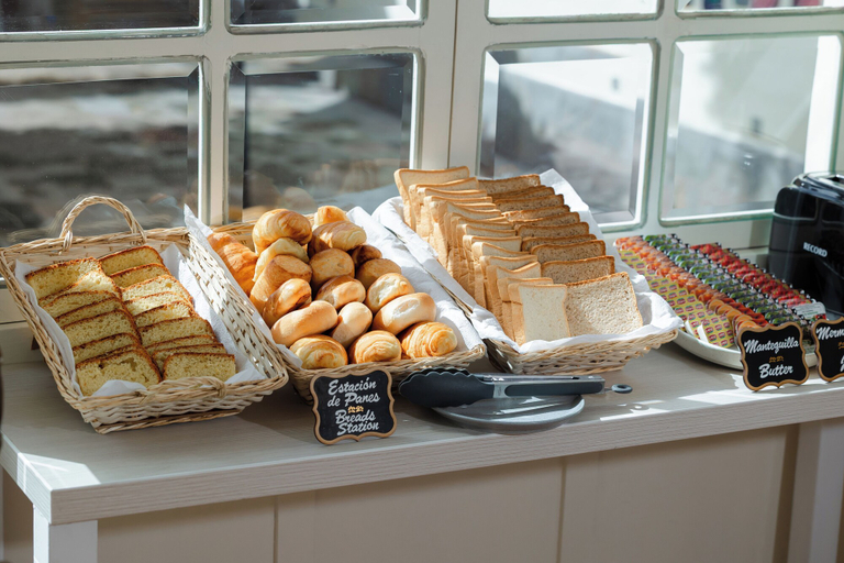Breakfast buffet 2, 7 Toritos Boutique Hotel, Cusco