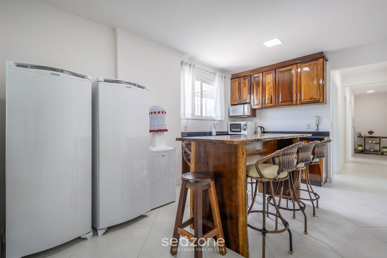 Private kitchen 5, Apt w/ BBQ & Balcony, 450m From the Beach Sit1202, Itapema