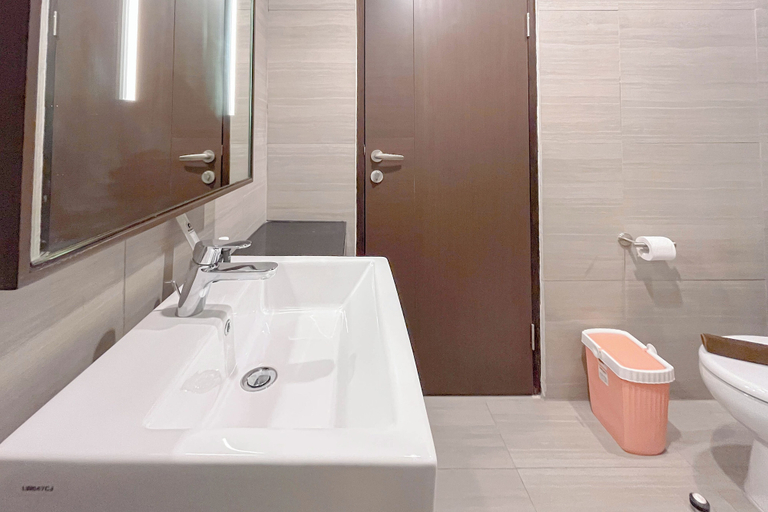 Bathroom 5, 2BR Apartment Skales Residence Near Waterblow Nusa Dua, Badung