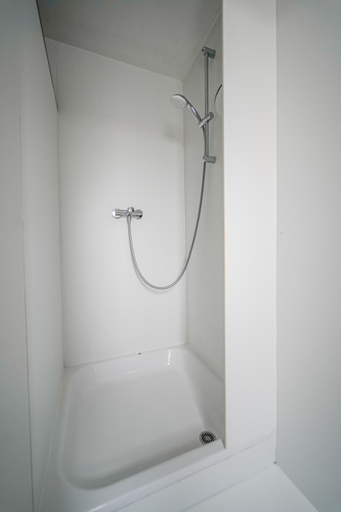 Bathroom 3, Auberge de Jeunesse de Bouillon, Luxembourg