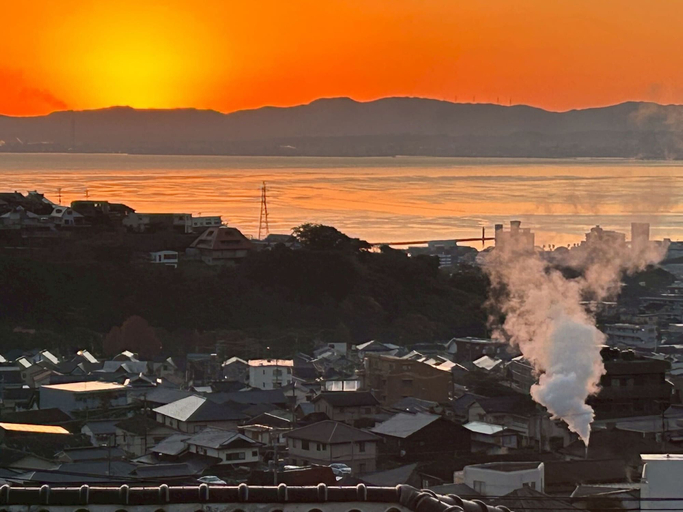 City view from property 2, Villa.wRw, Beppu