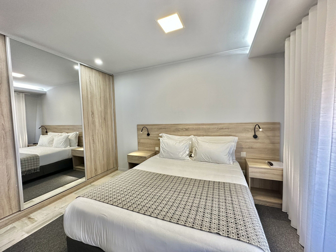 Room 2, Charming Modern Studio in Porto, Porto