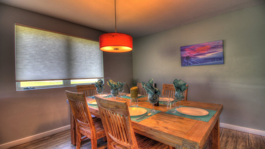 Interior 4, Killington Center 532, Rutland