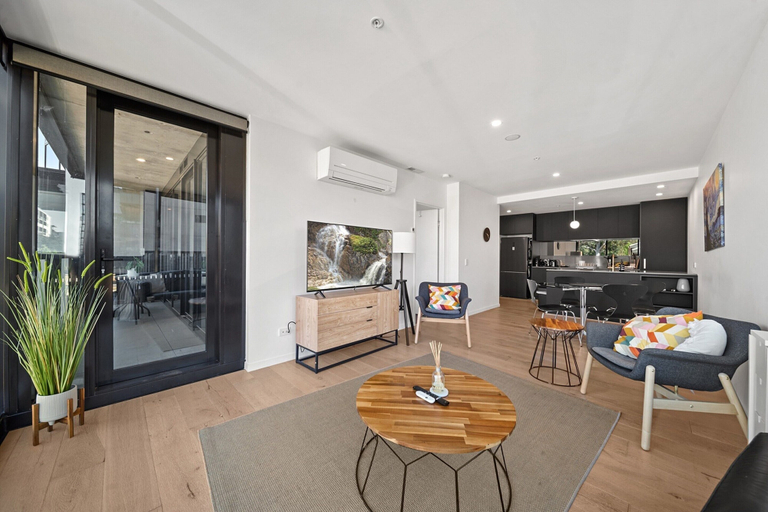 Living room 4, Bright Unit With Secure Parking and Garden Access, Canberra