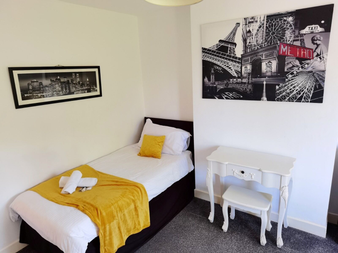 Bedroom 5, Perry Road, Nottingham