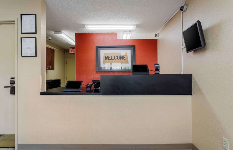 Public Area, Extended Stay America Suites Greensboro Big Tree Way, Guilford