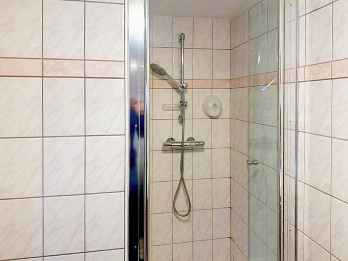 Bathroom 5, Au Coeur d'Alle by Belvilla, Namur