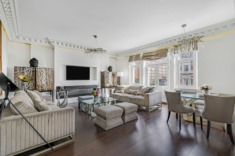 Room 5, Royal Residence - Steps Away From Hyde Park, London