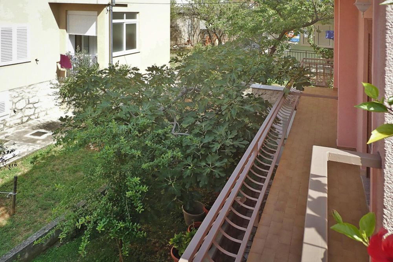Others 5, Apartment in Starigrad Paklenica, National Park, Starigrad