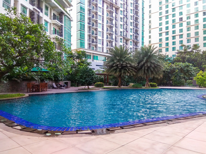 Pool 4, Spacious And Lavish 2Br At Woodland Park Residence, Jakarta Selatan