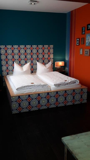 Bedroom 3, Food Hotel, Neuwied