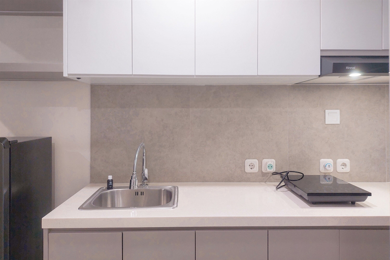 Private kitchen 2, Good Choice And Homey Studio At Samesta Mahata Serpong Apartment, Tangerang Selatan